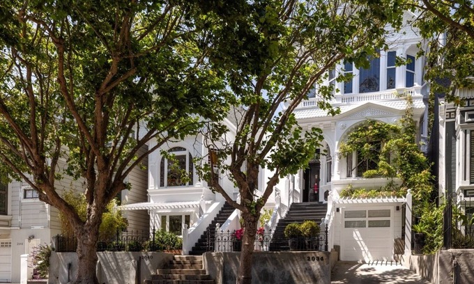 Lone Mountain Apartment | House Of Light In-Law