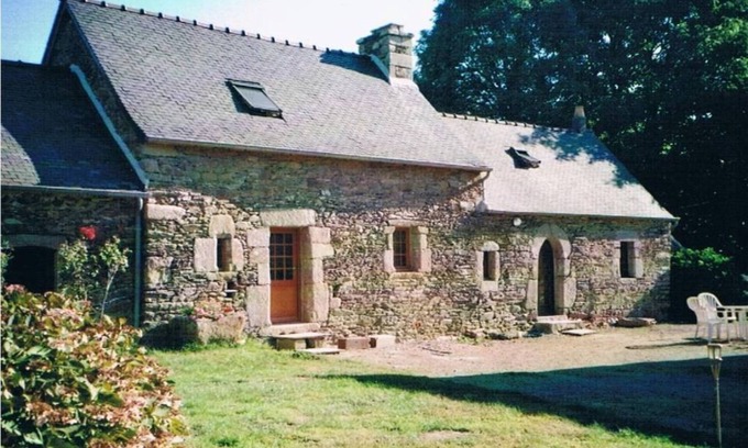 Plouegat-Guerand House | house / villa - Plouégat Guérand