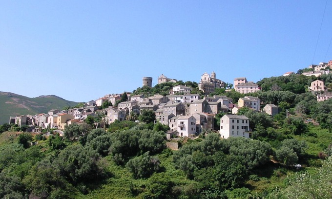 Rogliano Apartment | House with beautiful sea and mountain views, garden, air conditioning,