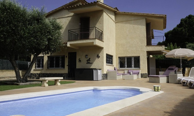Castell-Platja d'Aro House | House with garden and private pool