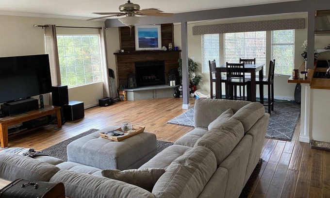 Agoura Hills House | House with jacuzzi, Mountains yet close to 101 and beach
