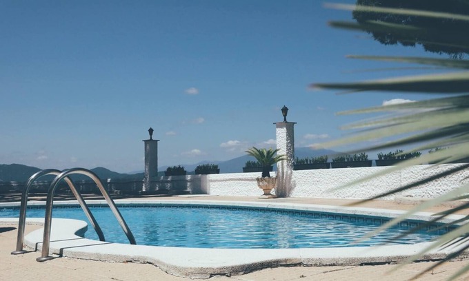 Urbanizacion Tordera Parc House | House With Panoramic View and Large Swimming Pool