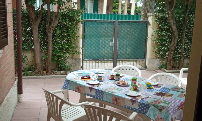 Fano Apartment | HOUSE WITH PRIVATE ENTRANCE AND GARDEN, CENTRAL LOCATION, CONVENTIONS