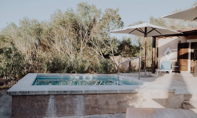Arta House | House with private pool, tennis court, 2 bedrooms, 1 bathroom, outdoor shower