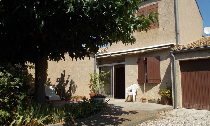 Narbonne House | House with shaded garden in a quiet dead end of Narbonne.