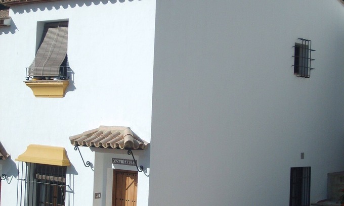 Montejaque House | House with Spectacular Mountain Views and Shared Pool