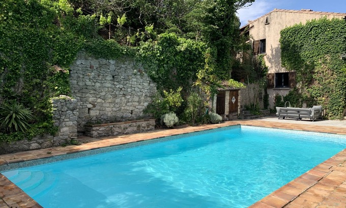 Valaurie House | House with swimming pool in Drôme Provençale