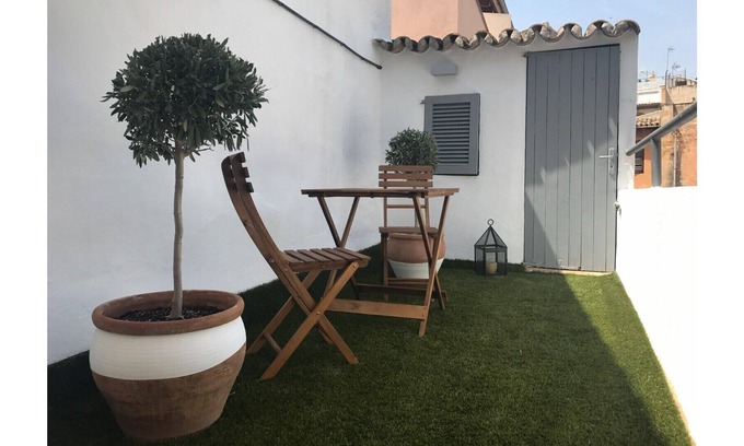 Sindicat House | House with terrace old town