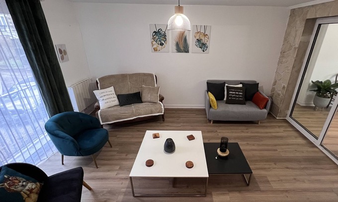 Andresy Apartment | housing