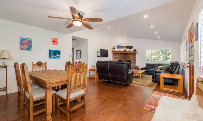 Glencoe Cabin | Huckleberry House- Rec Room