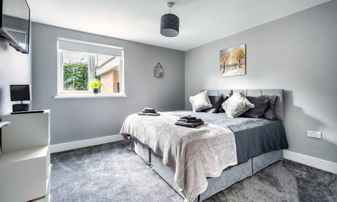 East Kilbride Apartment | Hudson Apartment