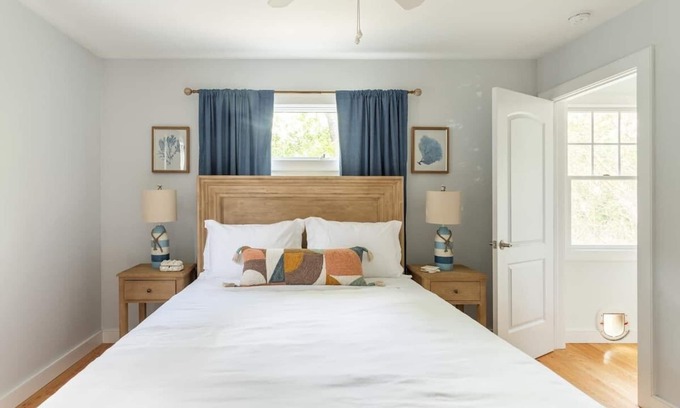 Hampton Bays House | Huge, Brand new renovated house in perfect location to all Hamptons!