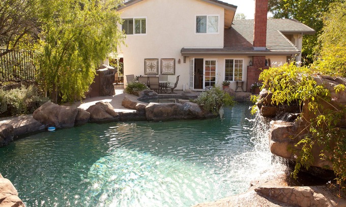 Agoura Hills House | Huge California Dream Home with Pool Near Malibu Universal/Hollywood/Disneyland