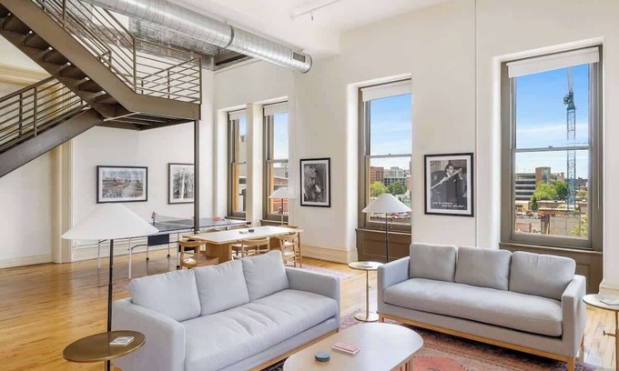 Downtown Louisville Apartment | Huge Corner Loft in Historic Whiskey Row Lofts