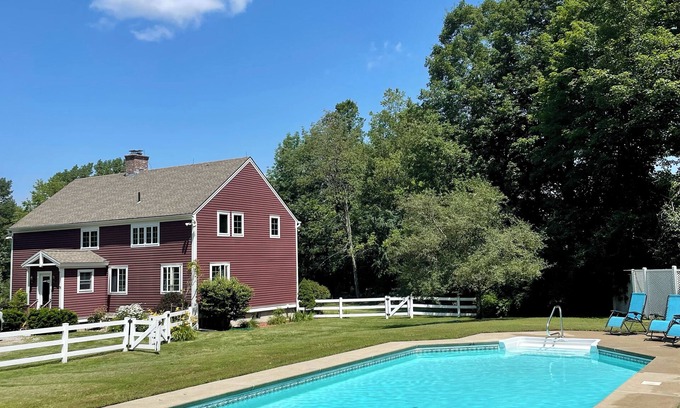 Lenox House | Huge Designer House on 2 acres property, minutes to restaurants, museums