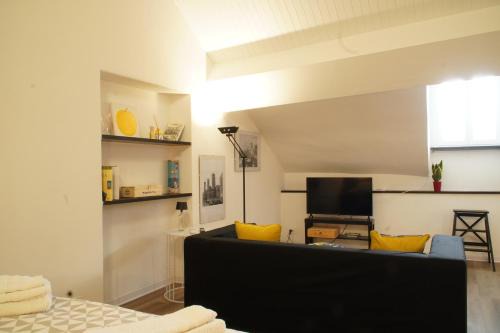 Savona Apartment | Hulu 2