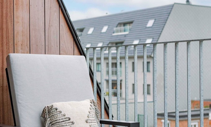 Westende Apartment | Huswell - Cozy apartment in Middelkerke with terrace & pool (June-Sept)