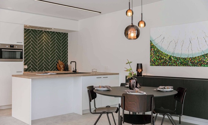 Ostend City Centre Apartment | Huswell - Cozy ground-floor apartment with terrace