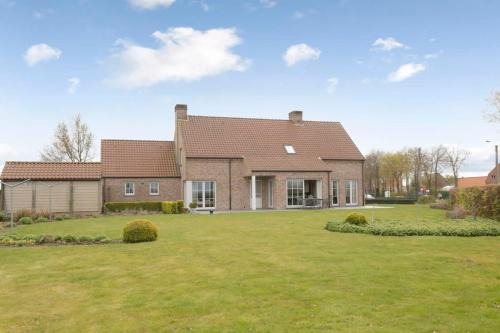 Sint-Kruis Villa | Huswell - Family house with a beautiful view in Damme