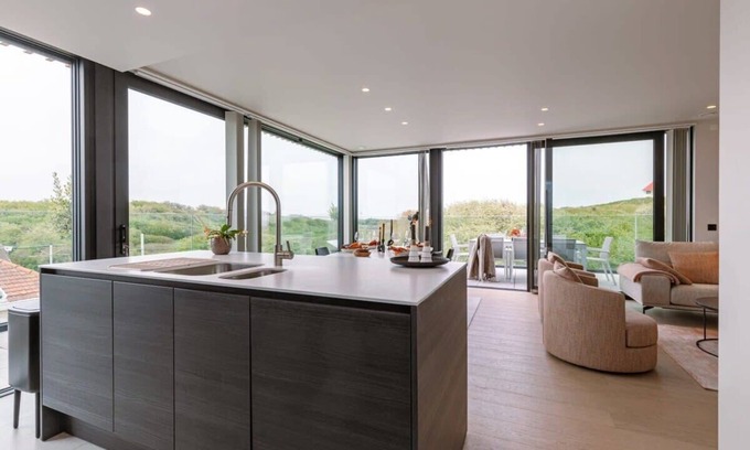 Wenduine Apartment | Huswell - Luxurious penthouse with beautiful seaview