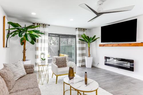 Fort Pierce Shores House | Hutchinson Island Beach Home Beach Access and Patio