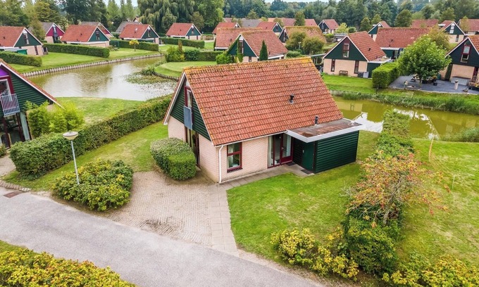 Heinkenszand Resort | HVZ Orchis 6p - Three Bedroom Resort, Sleeps 6