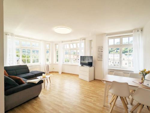 Sebnitz Apartment | HW3 - Urlaubsmagie - Helle, große Wohnung mit Pool