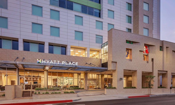 Downtown Hotel | Hyatt Place Glendale/Los Angeles