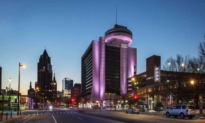 Westown Hotel | Hyatt Regency Milwaukee