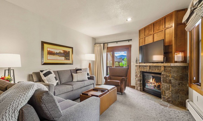 Peak 9 Condo | Hyatt Residence Club Downtown & steps to Peak 9