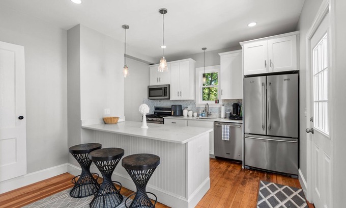 Newburyport House | Hygge House Retreat, Spacious downtown Newburyport Living