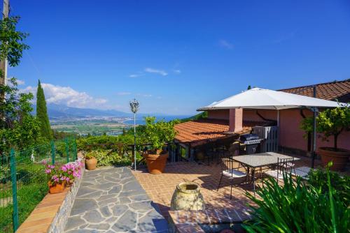 Ameglia Apartment | I Brichi, un paradiso immerso nella natura.