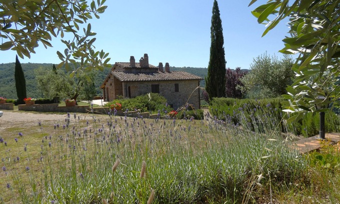 Parrano Villa | I escape to Umbria, La Vallata
