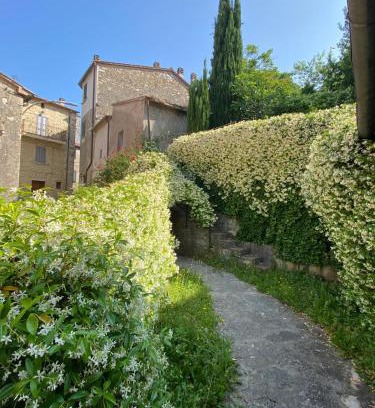 Semproniano House | I Giardini Pensili