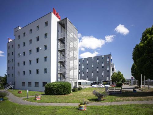 Granges-Paccot Hotel | ibis Fribourg