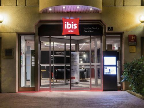 Madeleine-Champ de Mars Hotel | ibis Nantes Centre Gare Sud
