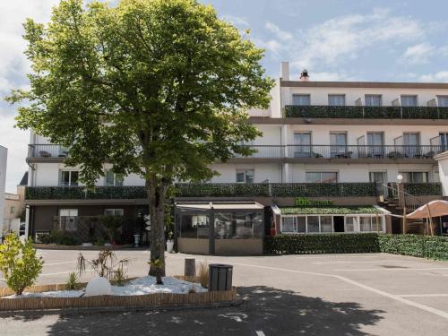 Saint-Gilles-Croix-de-Vie Hotel | ibis Styles St Gilles Croix de Vie centre-ville