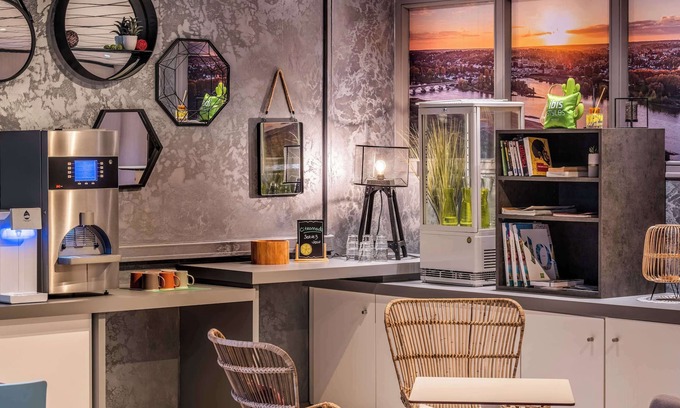 Blois Hotel | ibis Styles Blois Centre Gare
