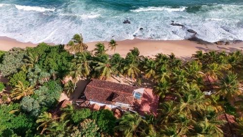 Tangalle House | Ibisbird Beach Bungalows, Sport, Spa and Restaurant