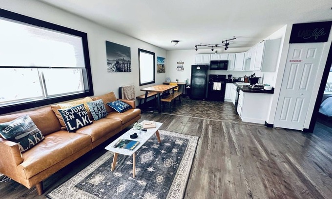 Joseph Condo | Ice Lake 2nd floor 2 bdrm condo