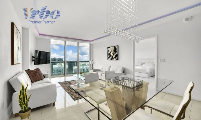 Downtown Miami Condo | ICON W BRICKELL BY IMD MIAMI VACATION RENTALS TOP FLOOR RIVER VIEW 1BR/1BA
