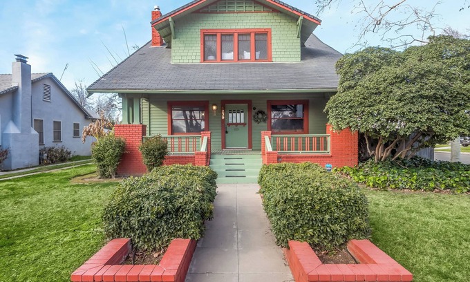 Tower District House | Iconic Tower Craftsman - Contemporary Chic, 4 BDR