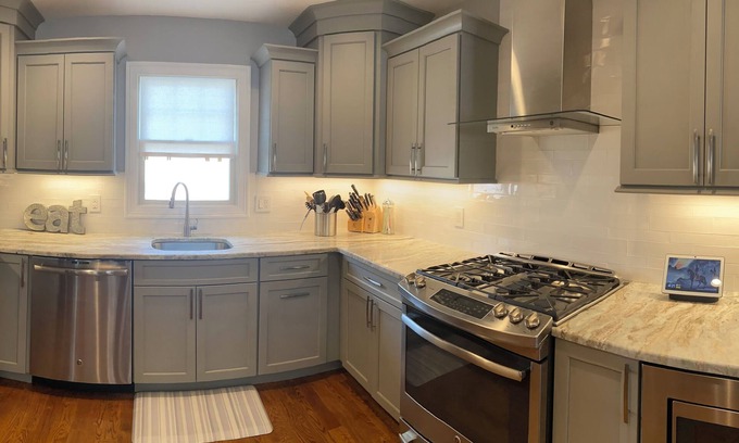 Elmwood Park Apartment | Ideal 3-bed/ 2 BA unit close to NYC with WiFi, AC, Outdoor Gas Grill, Fire Pit!