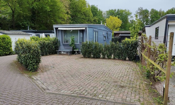 Krachtighuizen House | Ideal Chalet for Couples or Families Near the Forest