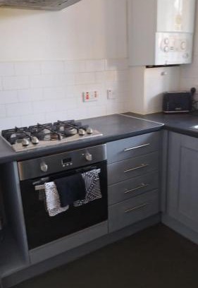 Thornton Apartment | Ideal