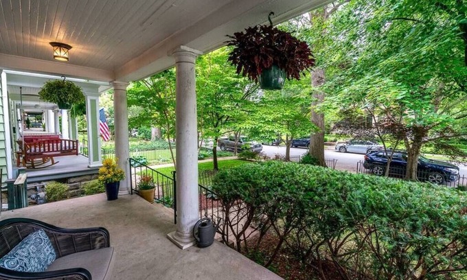 Tyler Park House | Ideal large vacation house for long weekend getaway or bourbon trail!