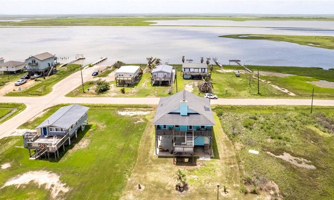 San Luis Beach House | Ideal location for a relaxing beach holiday along the Texas Gulf Coast.