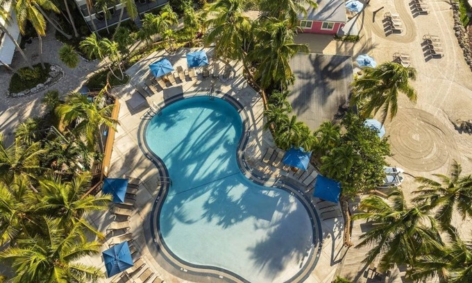 Islamorada Resort | Ideal Mix of Comfort & Value! Studio 2 Queen beds w/Pool & Free Parking
