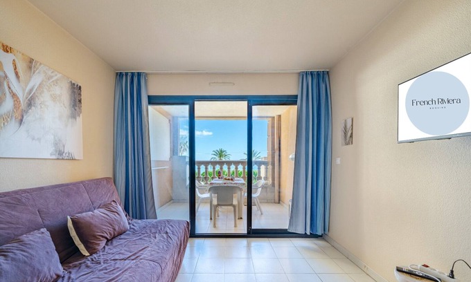Cannes La Bocca Apartment | Ideal with Sea View and swimming pool in Cannes!