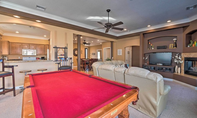 Sunridge Estates House | Ideally Located Bullhead City Townhome w/Balcony!